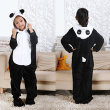 Pijama infantil de bichinhos com capuz