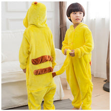 Pijama infantil de bichinhos com capuz