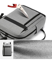 Mochila multifuncional impermeável e com carregamento USB