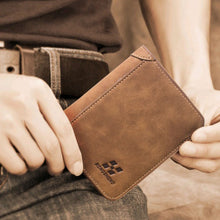 Carteira masculina simples e elegante em couro ecológico