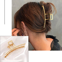 Presilhas elegantes de metal para cabelo