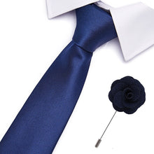 Gravatas de luxo semi slim com broche