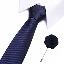 Gravatas de luxo semi slim com broche