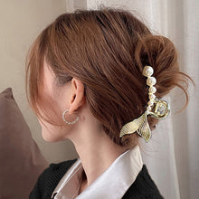 Presilhas elegantes de metal para cabelo
