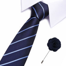 Gravatas de luxo semi slim com broche