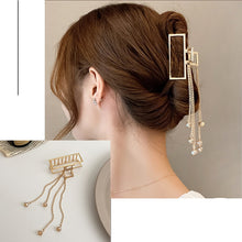 Presilhas elegantes de metal para cabelo