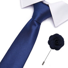 Gravatas de luxo semi slim com broche