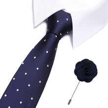 Gravatas de luxo semi slim com broche