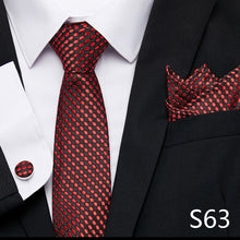 Gravata de luxo semi slim com lenço e abotoadura