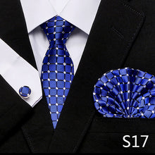 Gravata de luxo semi slim com lenço e abotoadura