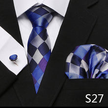 Gravata de luxo semi slim com lenço e abotoadura