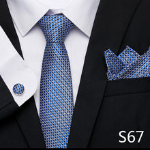 Gravata de luxo semi slim com lenço e abotoadura